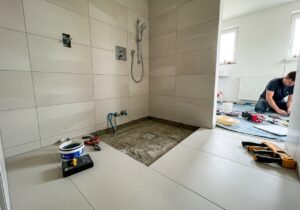 Ebenerdige Dusche nachrüsten: Das müssen Sie beachten