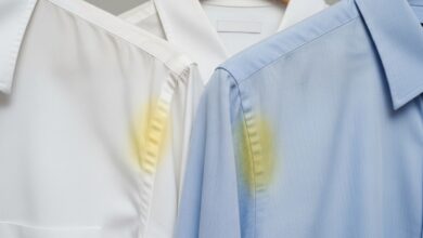 Alte gelbe Schweissflecken entfernen