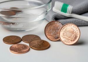 Kupfermünzen reinigen – so glänzen sie wieder wie neu